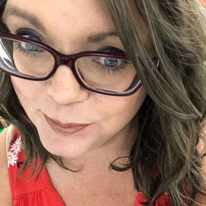 Meet your Posher, Christa